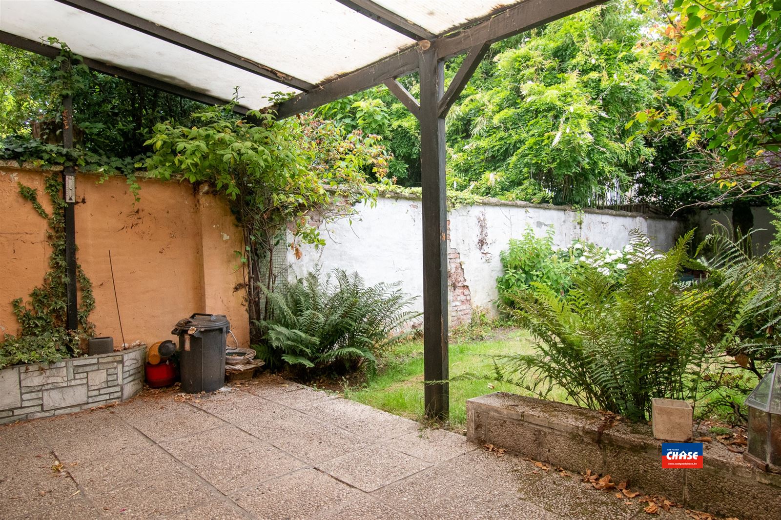 Charmante (te renoveren) rijwoning met 2 slaapkamers en tuin foto 9