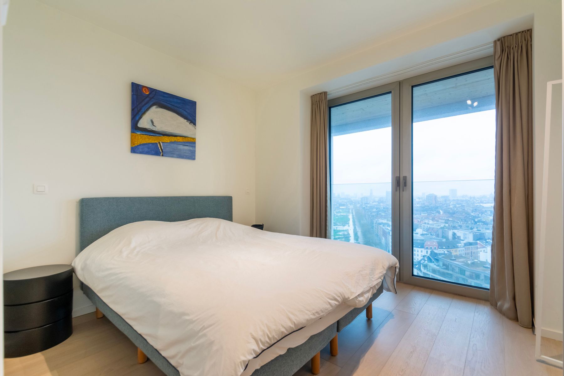 Lichtrijk 2 slpk app. met groot terras en zicht op park foto 15