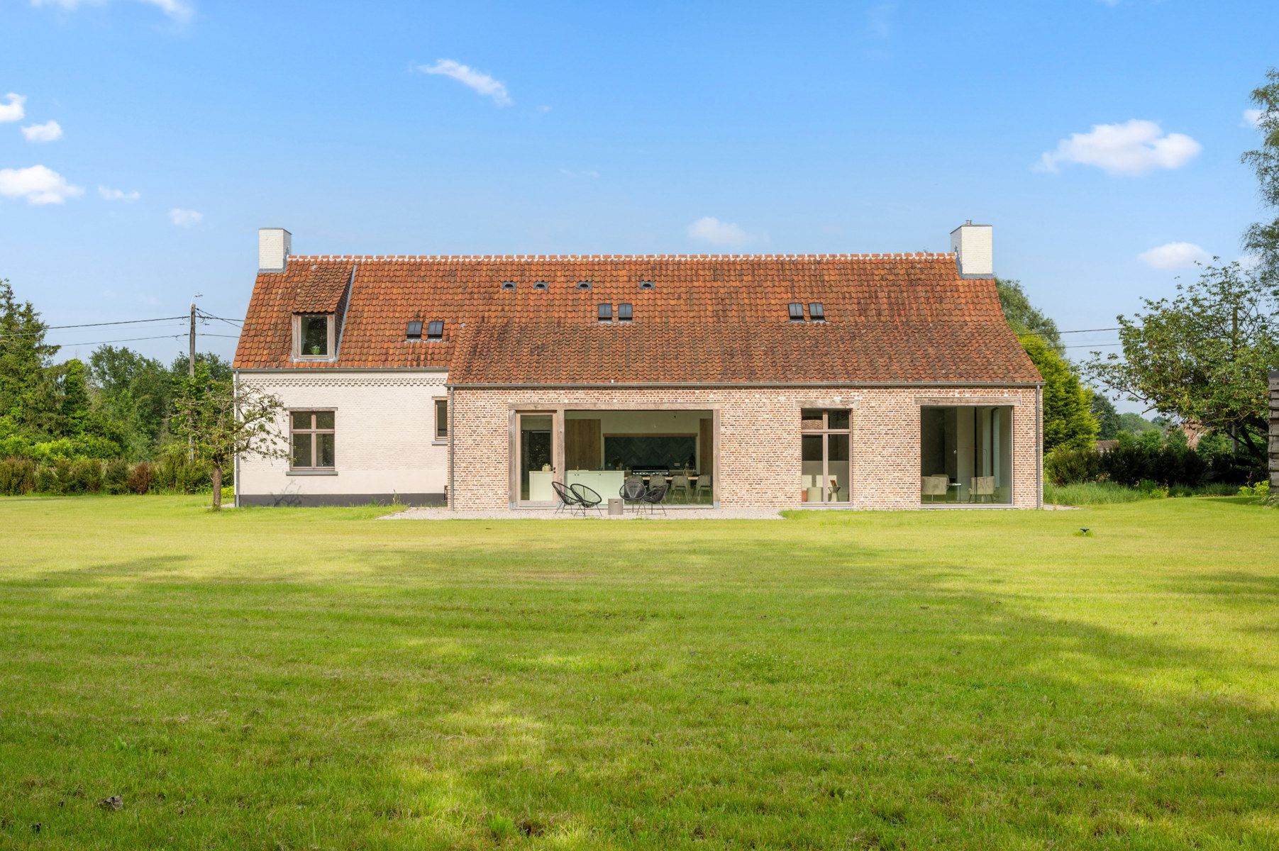 Exclusieve gerenoveerde hoeve te PUTTE op 3.258 m2 foto 45