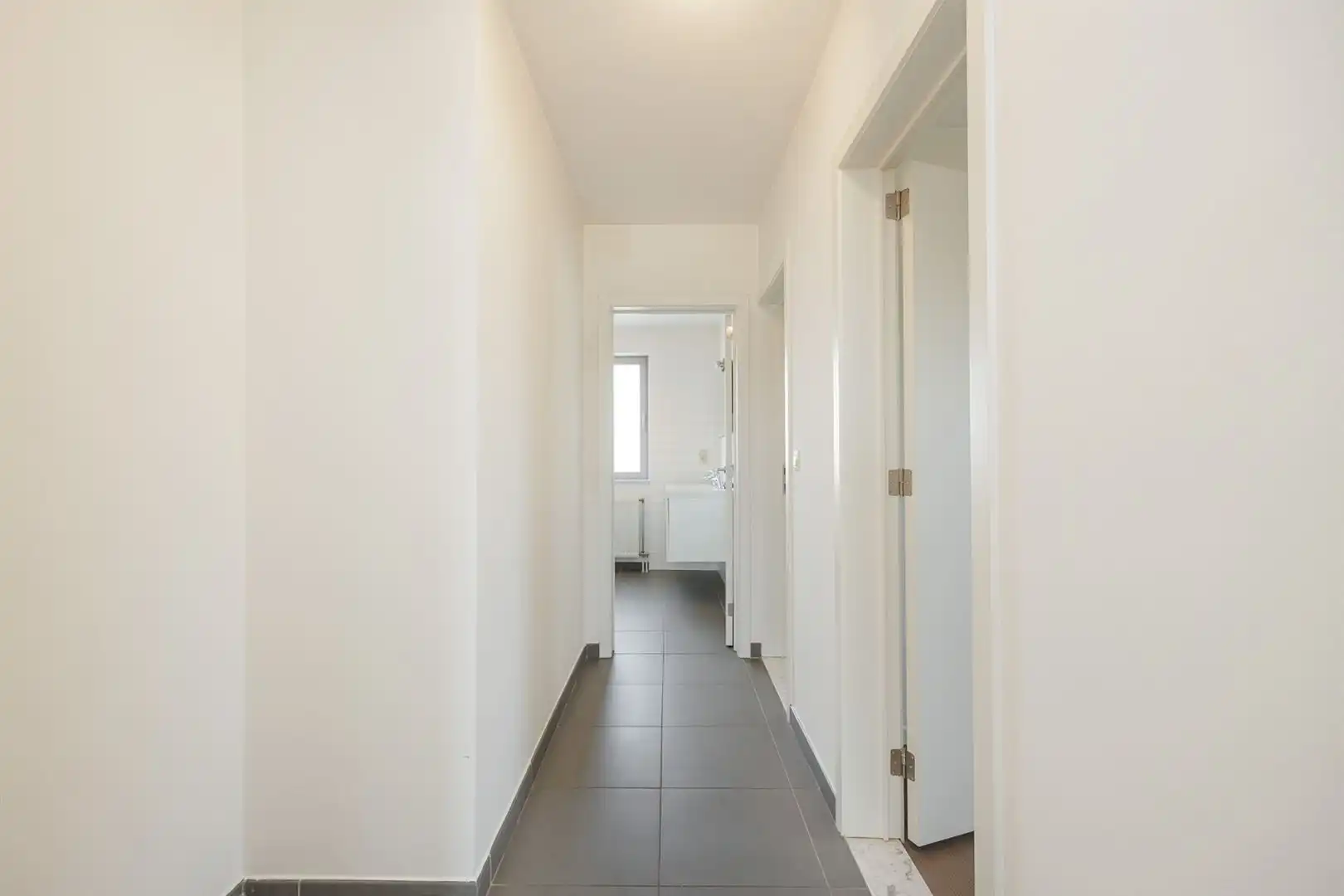 Lichtrijk dakappartement met 2 slaapkamers en ruim terras foto 13