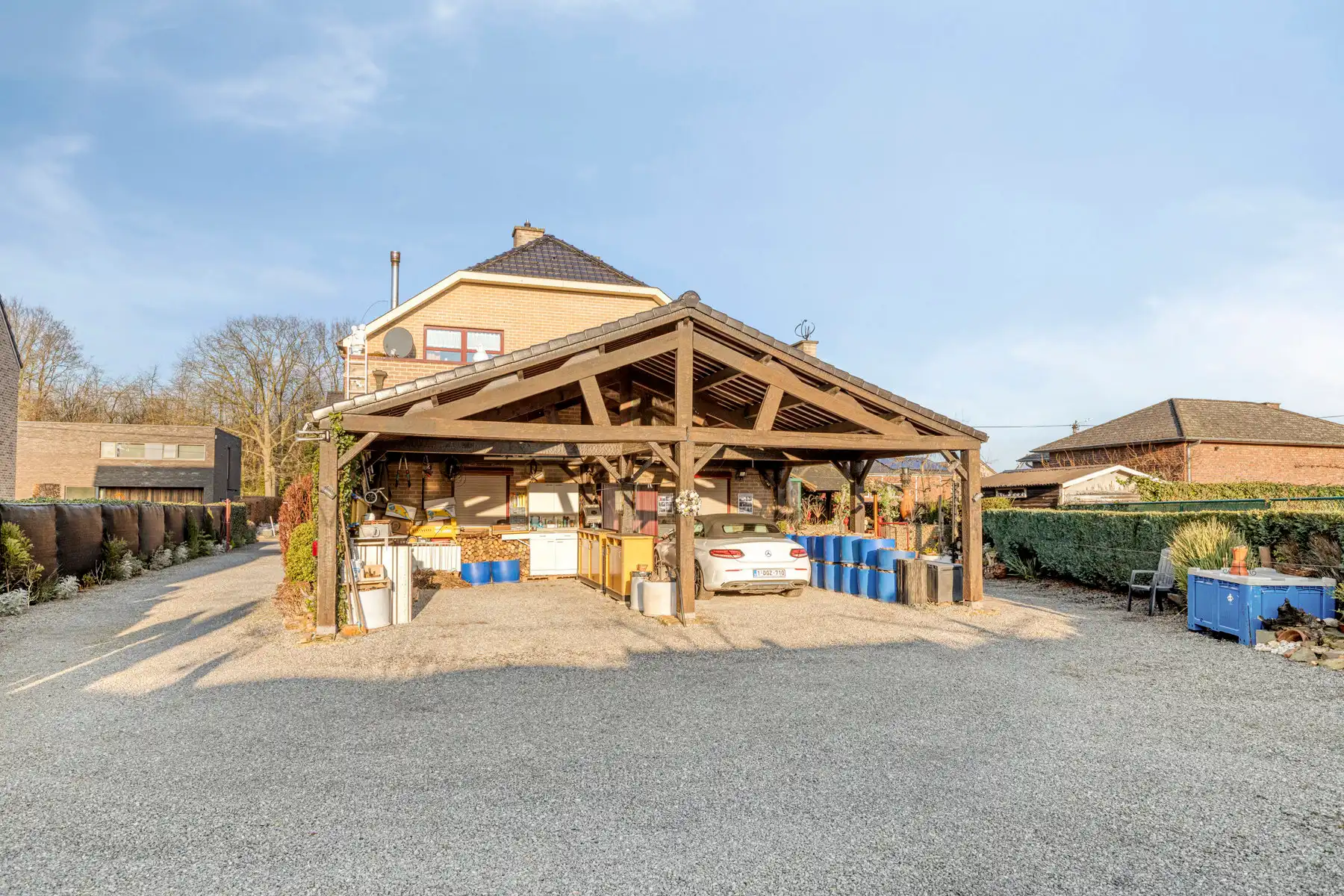 Prachtig alleenstaand 2-slaapkamer appartement met carport. foto 36