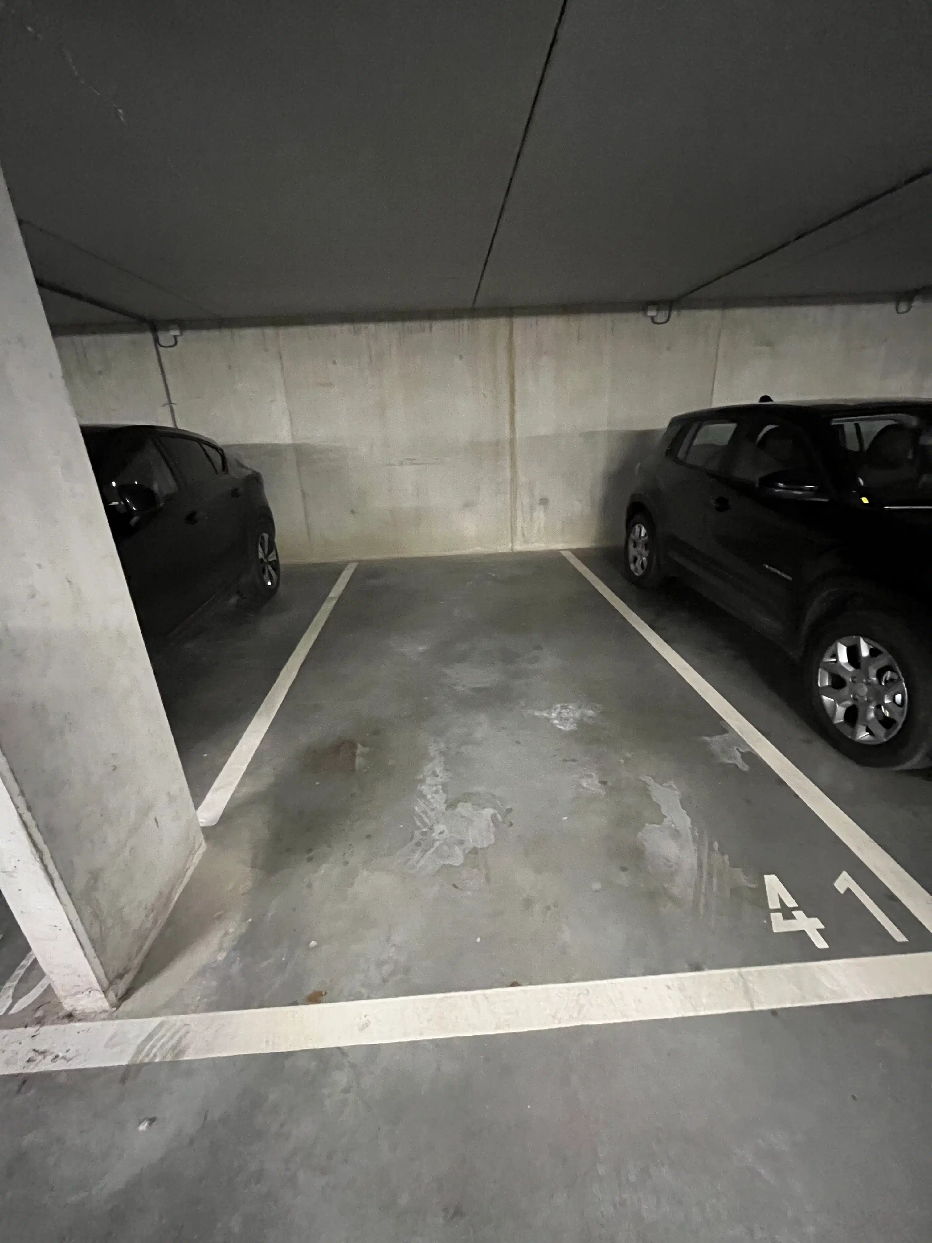 Instapklaar, lichtrijk appartement met zonneterrassen foto 24