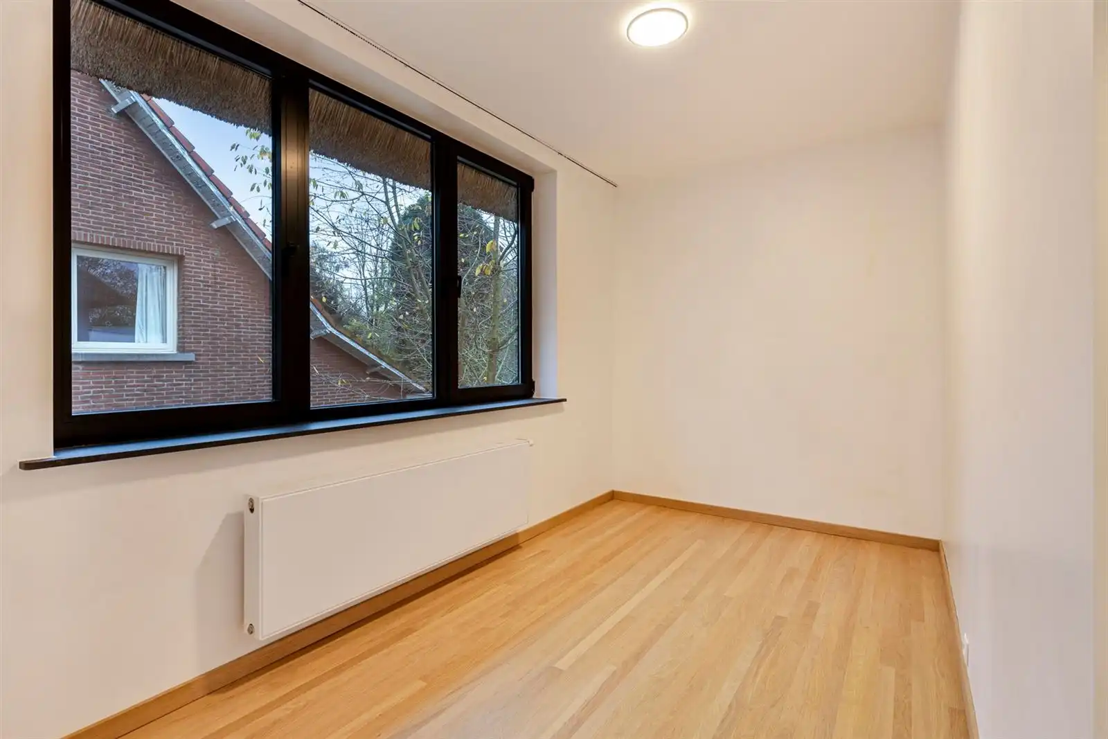 ELSDONK: Rustige, praktische woning met een uitgesproken familiaal karakter. foto 10