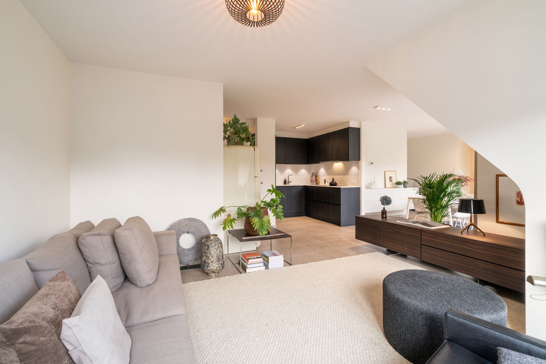 Instapklaar appartement met twee slaapkamers en staanplaats! foto 4