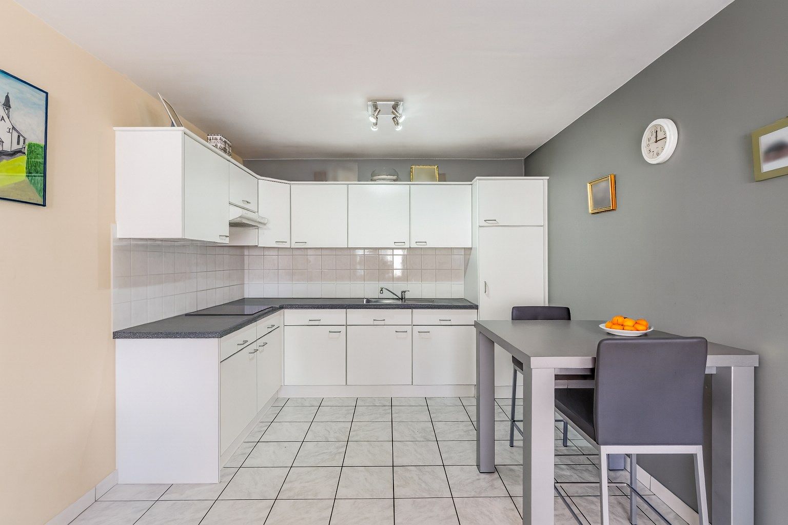 Uitstekend gelegen, instapklaar en lichtrijk appartement te Lummen  foto 4