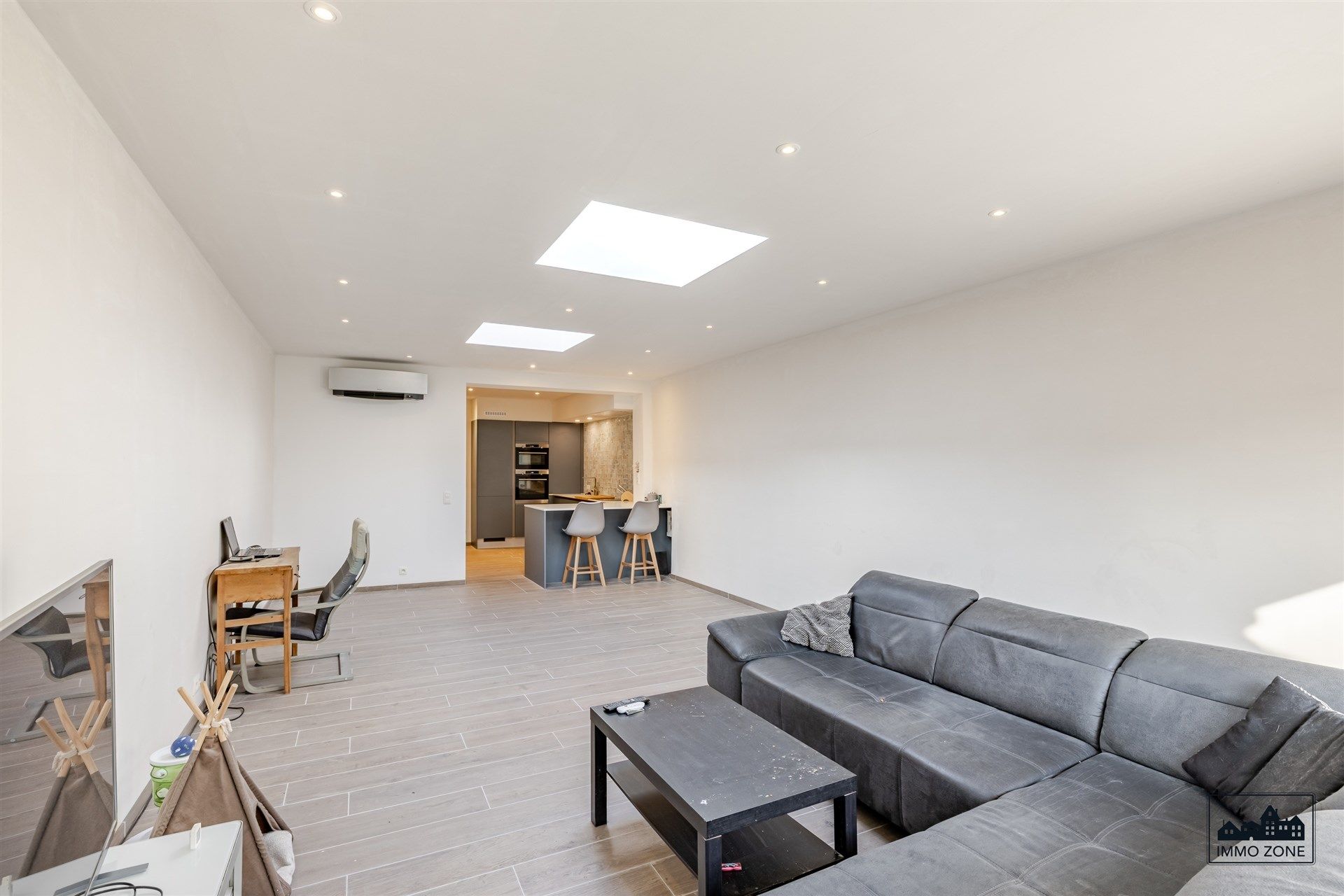 Instapklare, aangename rijwoning op centrale locatie! foto 7