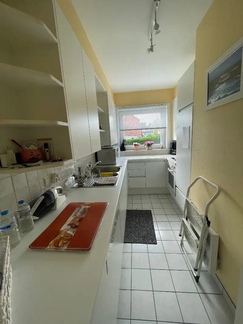 Ruim en rustig  gelegen villa-appartement met 2 slaapkamers en 3 terrassen - een unieke kans! foto 8