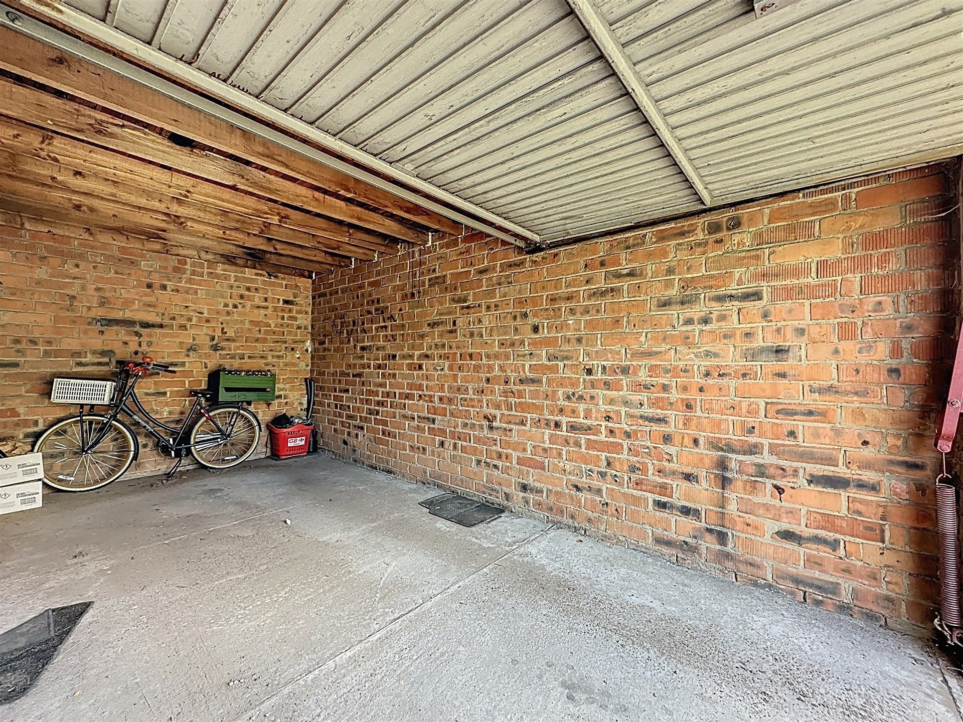 Gezinswoning met 3 slaapkamers en halfopen karakter! foto 18