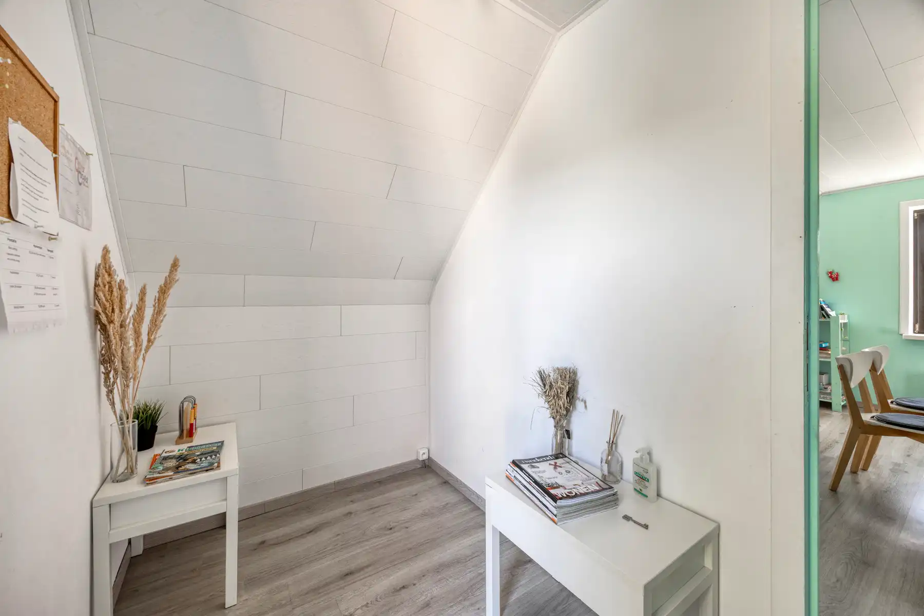 Ruime instapklare woning met prachtige tuin in Oetingen foto 23