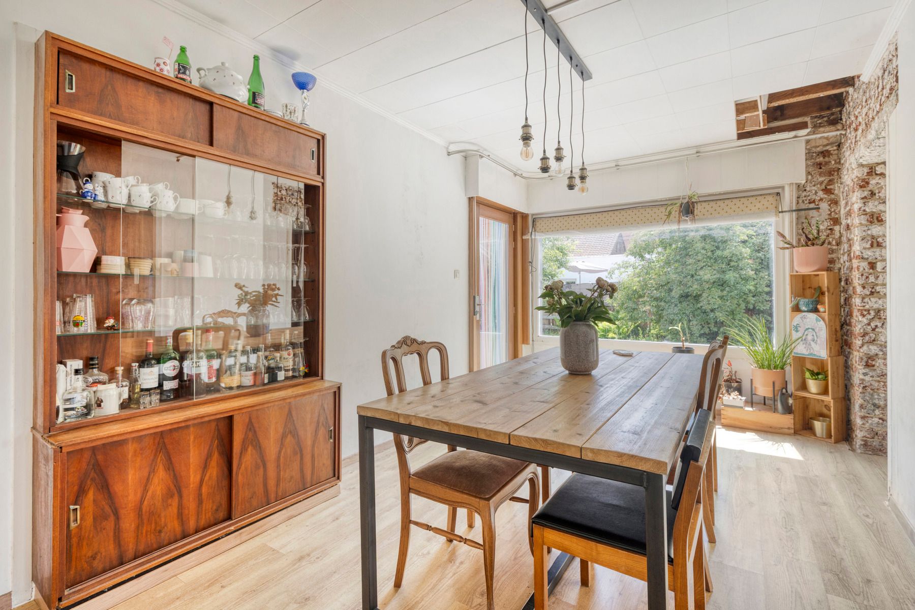 Charmante woning met naastgelegen bouwgrond foto 9