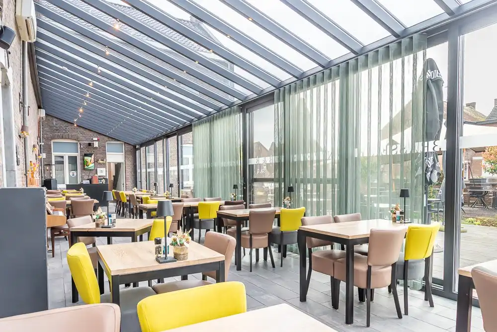 Brasserie met B&B Sint Pieter in het hart van Rekem foto 18