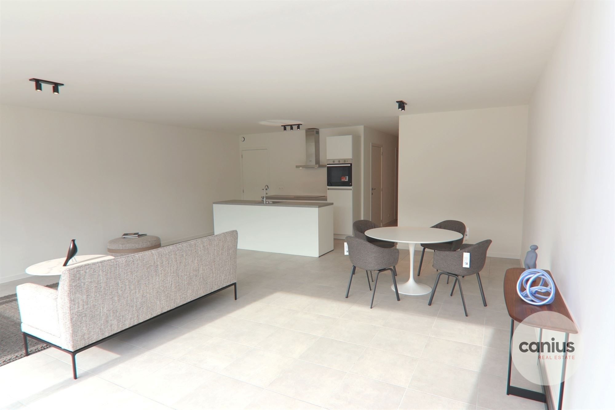 NIEUWBOUWAPP. IN HARTJE HASSELT MET 2 SLKS + TERRAS, TUIN & PARKING foto 4