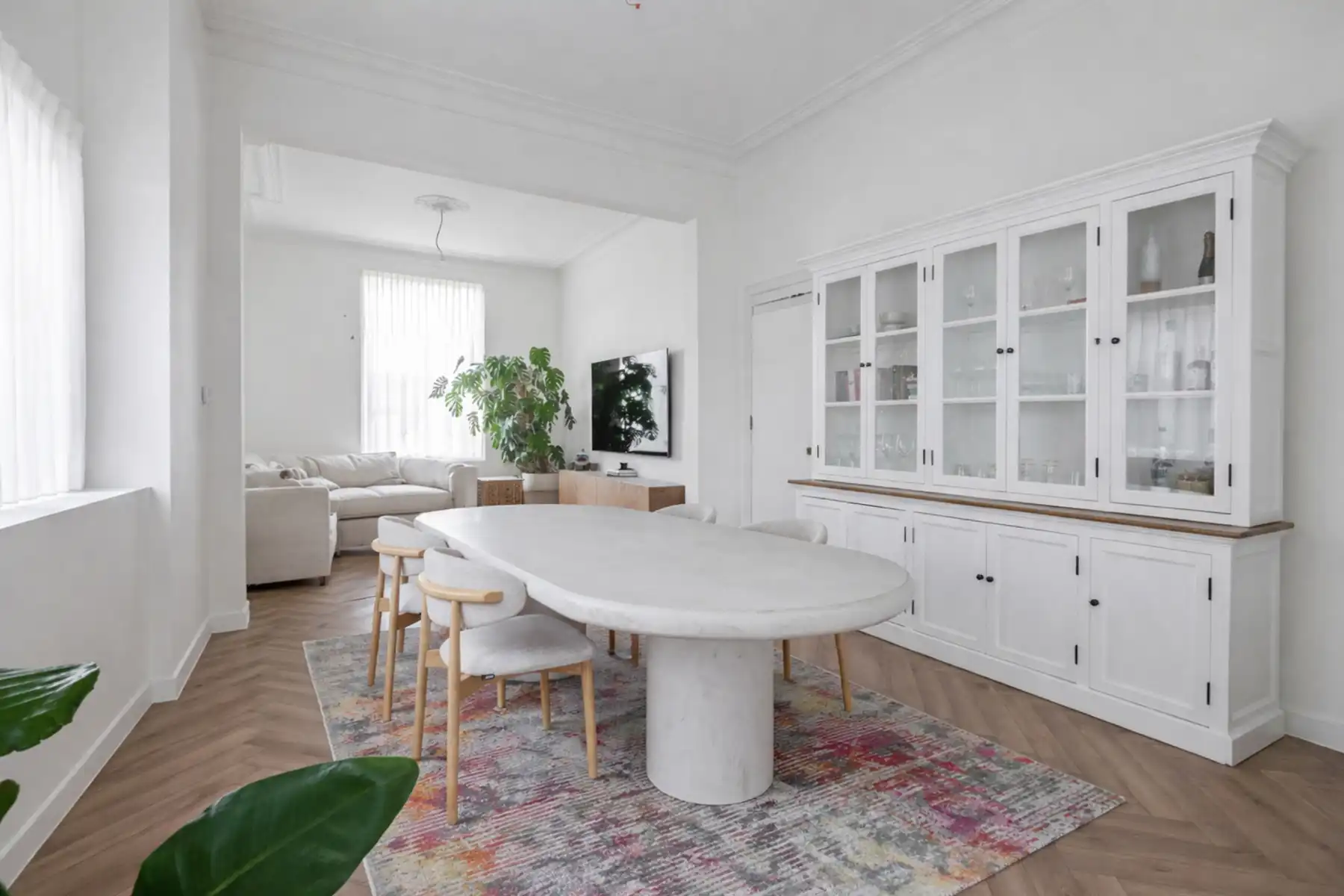 Karaktervolle gerenoveerde woning met 3 slaapkamers en tuin. foto 4