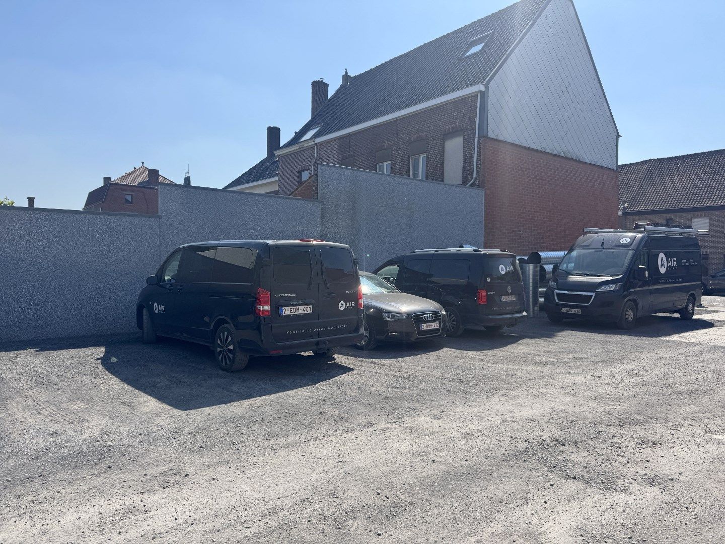 Opslagruimte van 265 m² met vlotte bereikbaarheid te huur in Gullegem foto 2