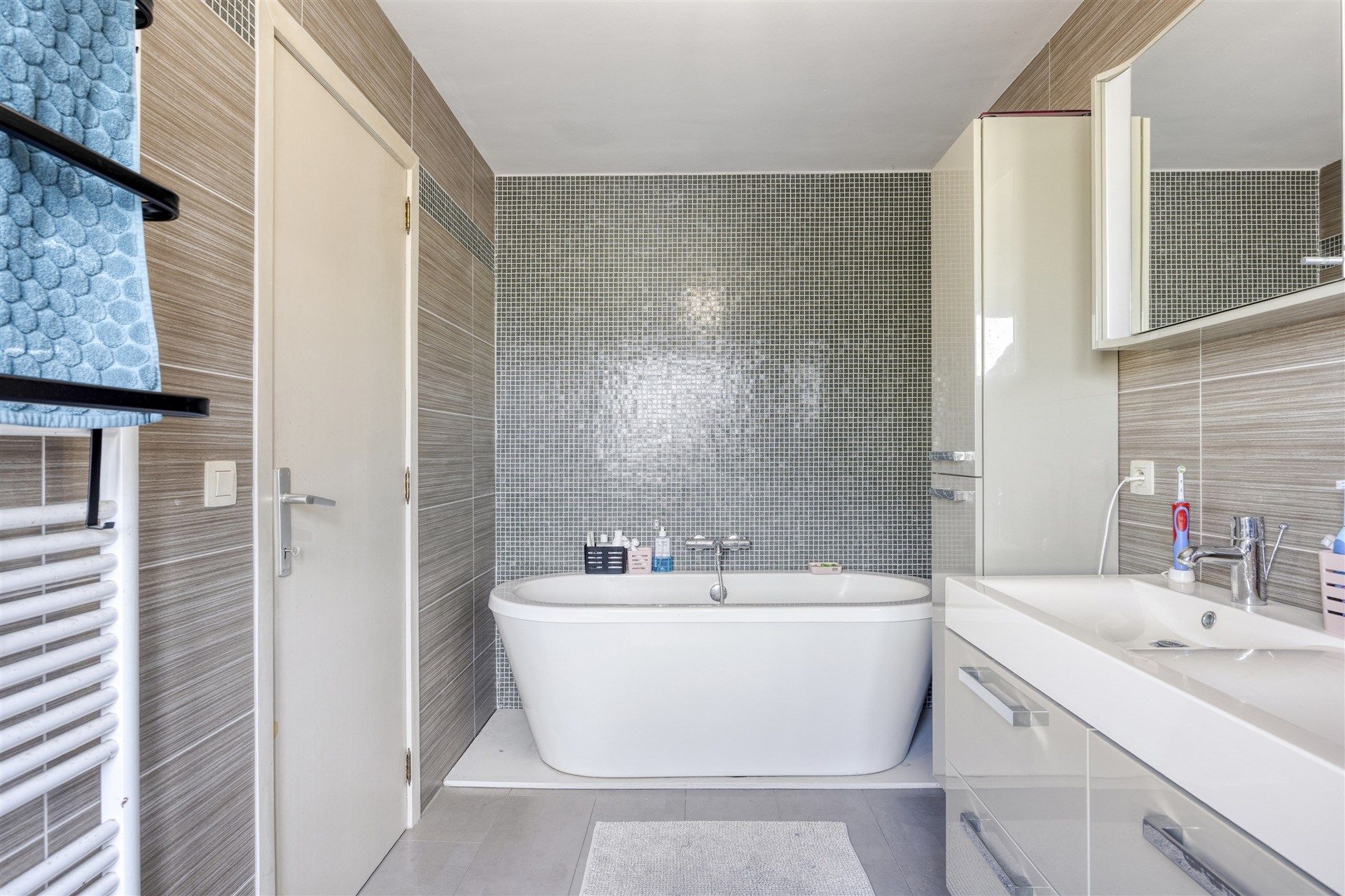 Moderne, energiezuinige 3-SLK Woning te Wetteren foto 12