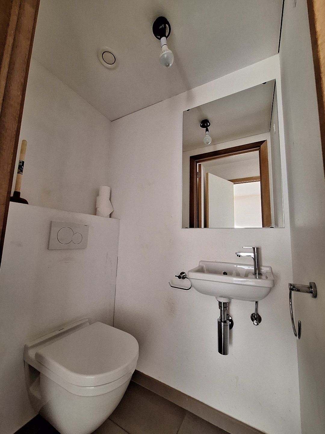 Recent appartement met 1 slaapkamer en private berging foto 9