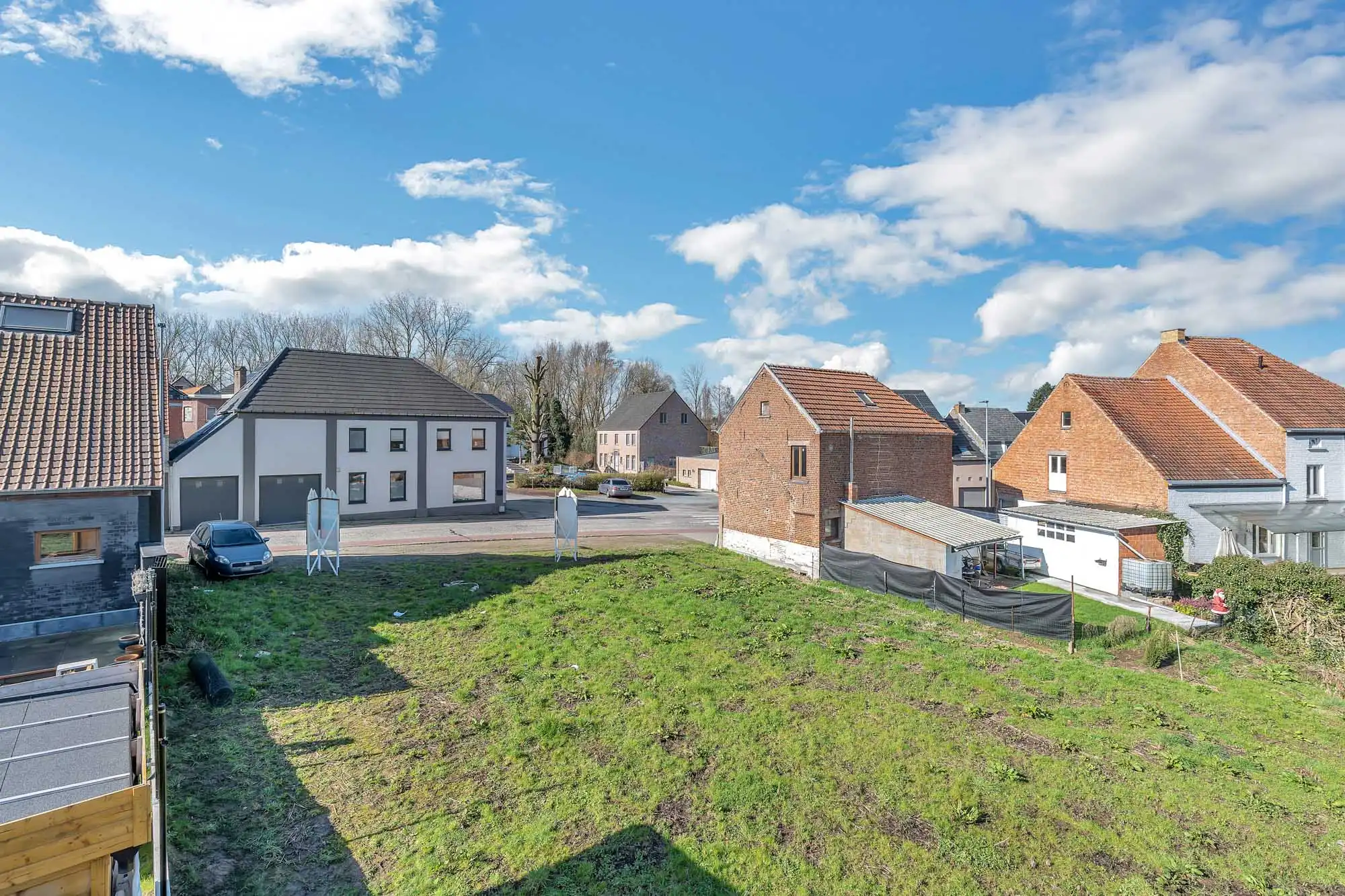 Perceel bouwgrond voor HOB foto 4