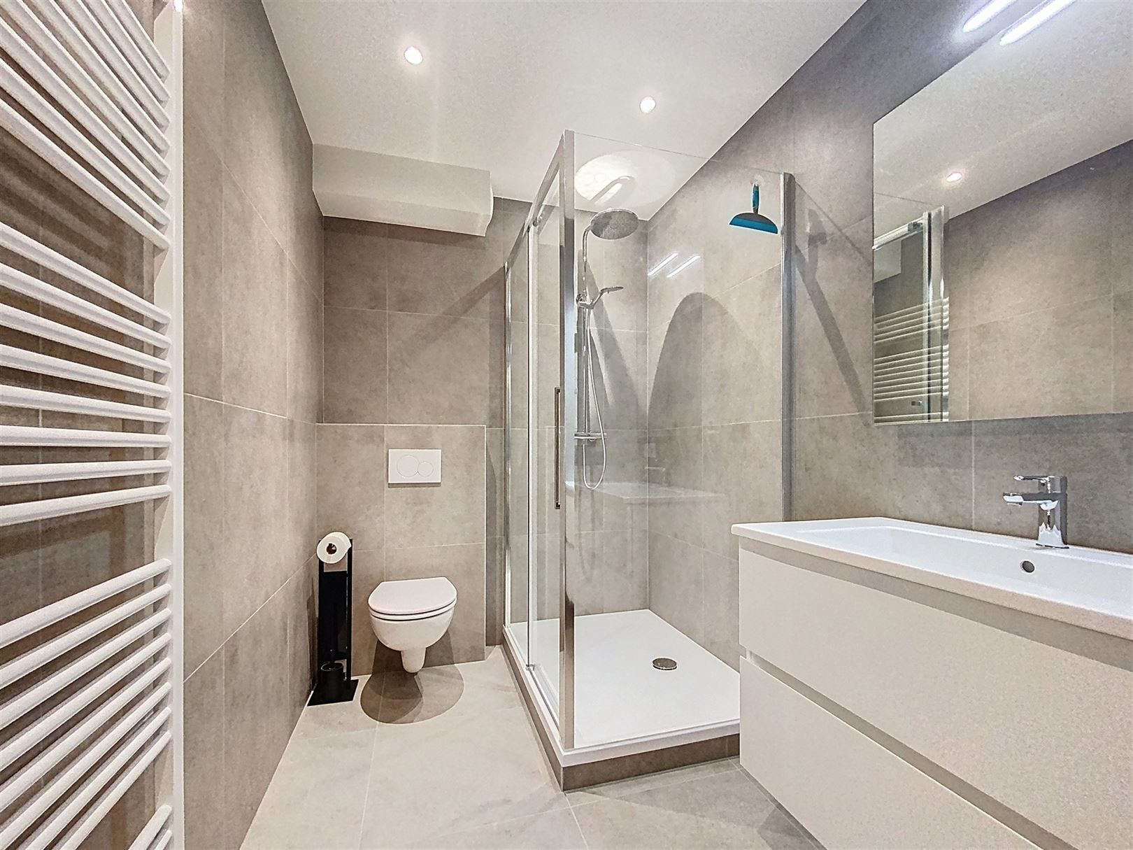 Woning met garage en tuin nabij centrum Kapellen  foto 10