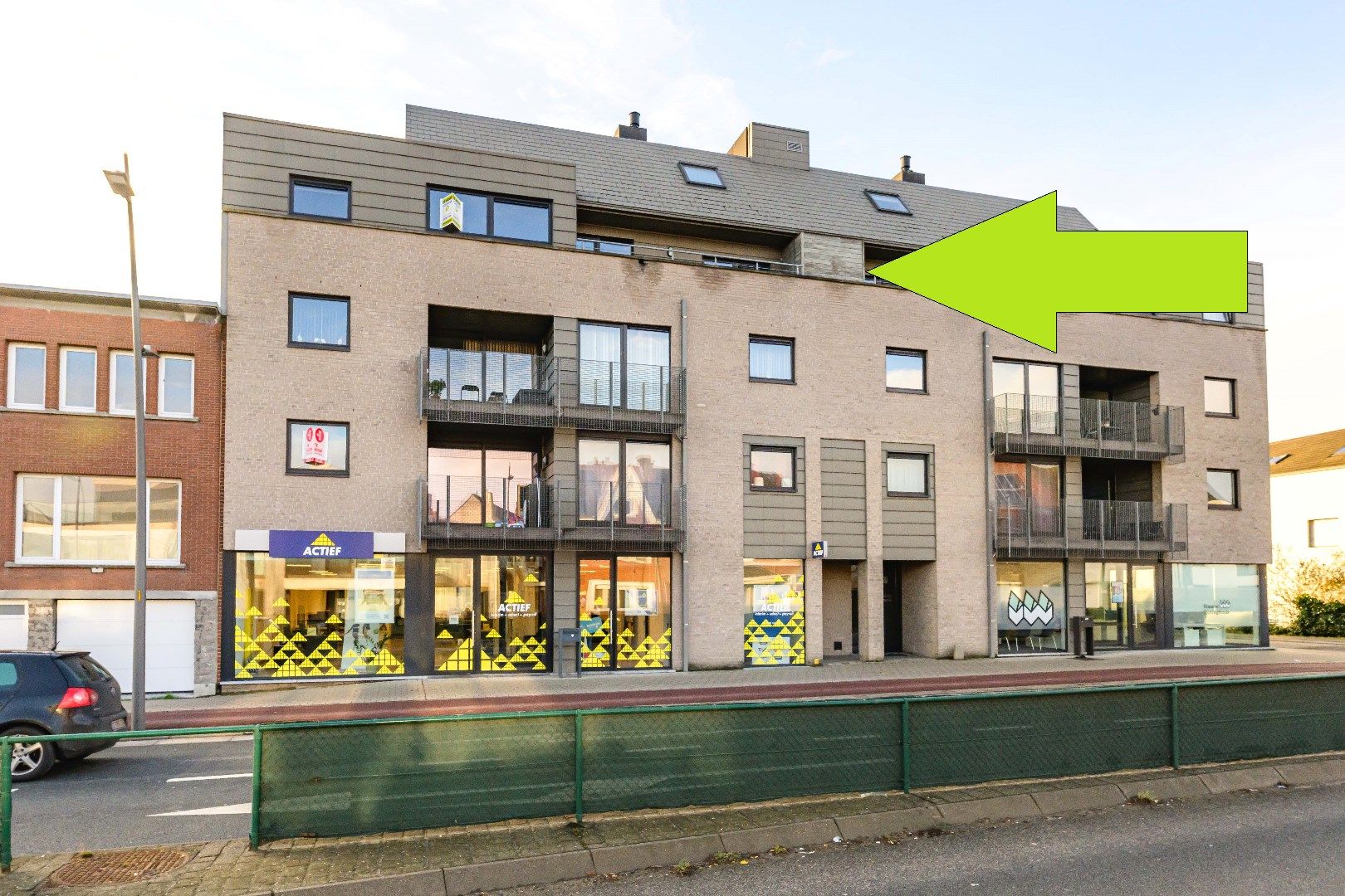 PRACHTIG INSTAPKLAAR APPARTEMENT | 2 SLPKS | INCL GARAGE foto 14