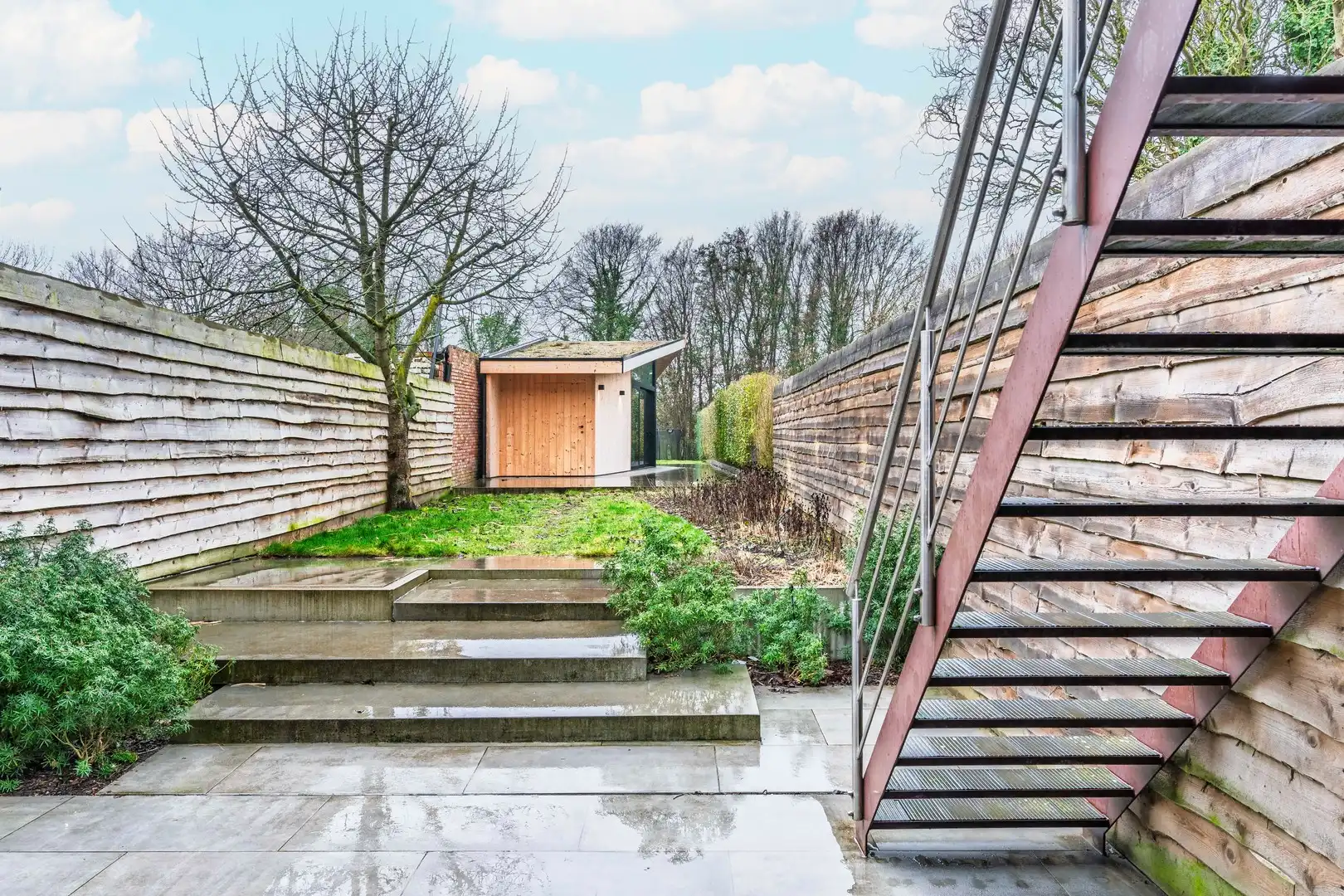 Instapklare woning met mooie tuin foto 2