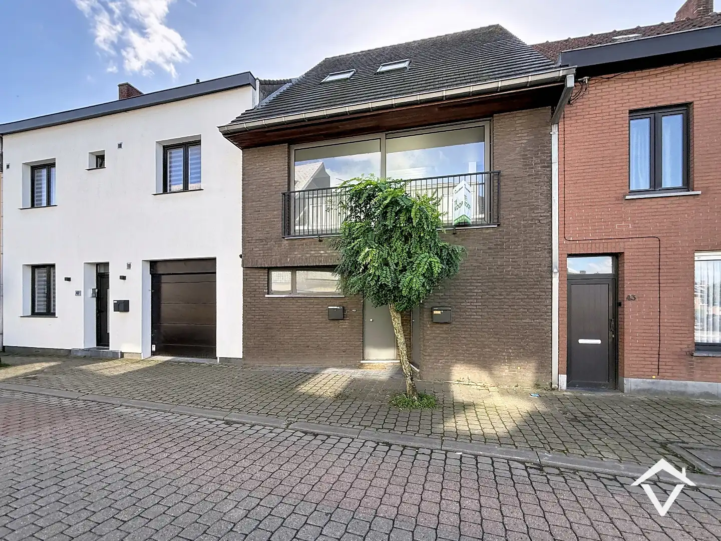 Ruime woning bestaande uit twee entiteiten met 4 slaapkamers en terras in centrum Tielt foto 26