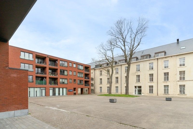 APPARTEMENT OP HET 1STE VERDIEP foto 23