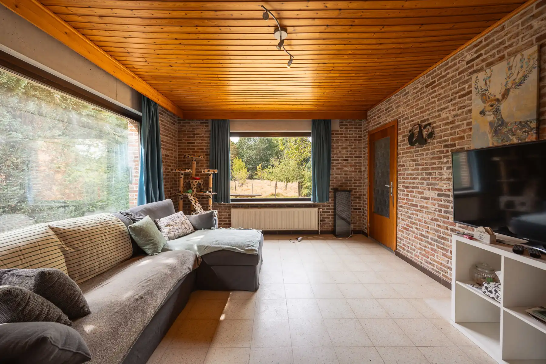 Prachtig groen gelegen renovatiewoning met prachtige tuin foto 5