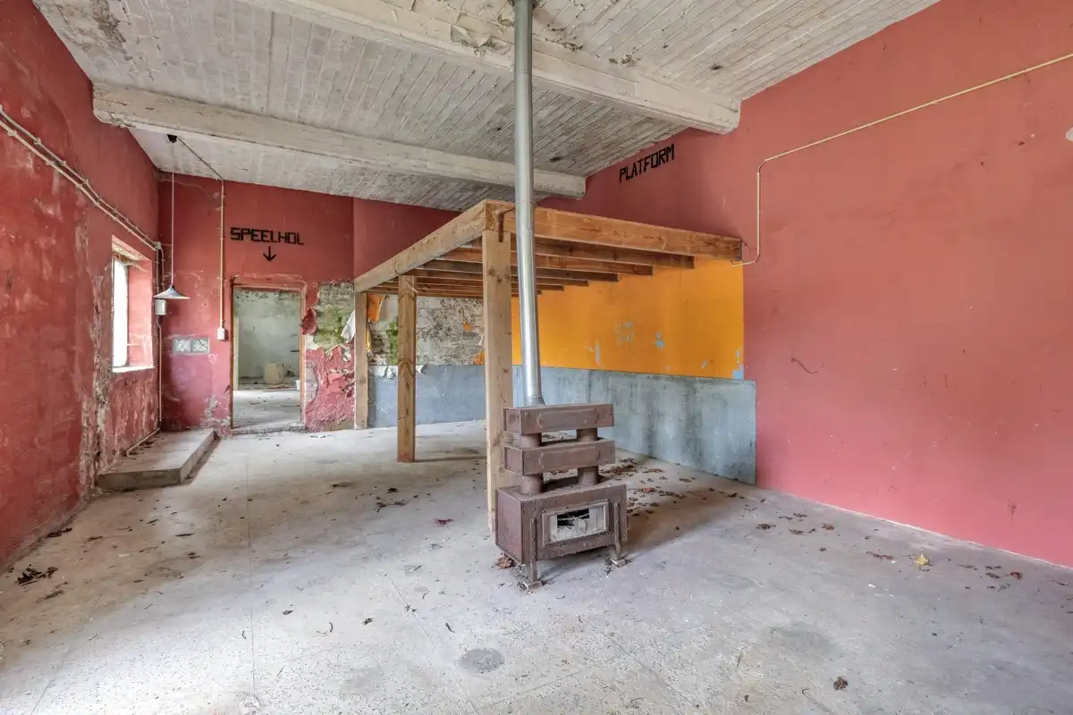 Voormalig brouwershuis en brouwerij in art-deco foto 16