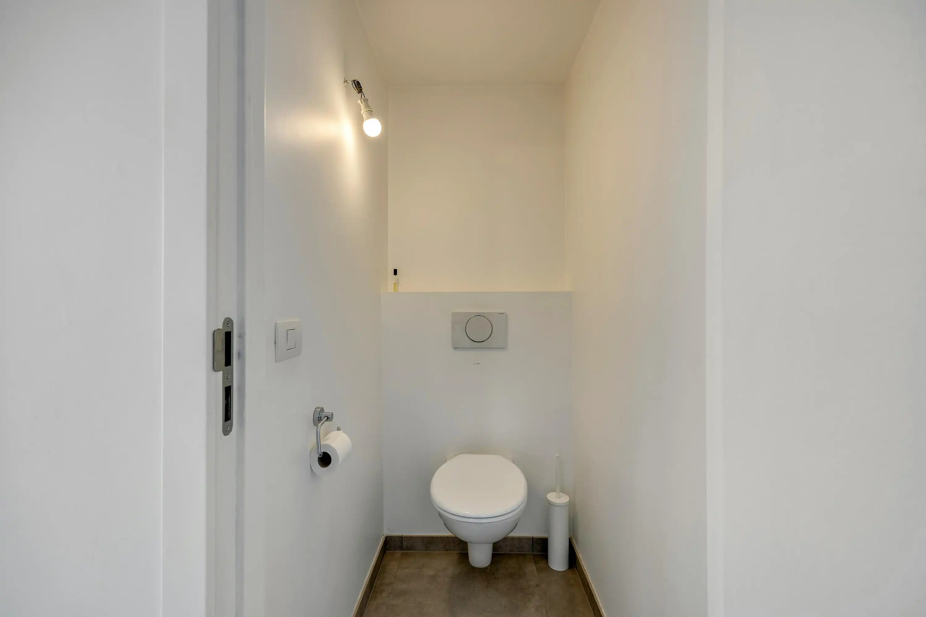 Recent gerenoveerd huis met 3 kamers te koop in Beveren-Leie foto 25
