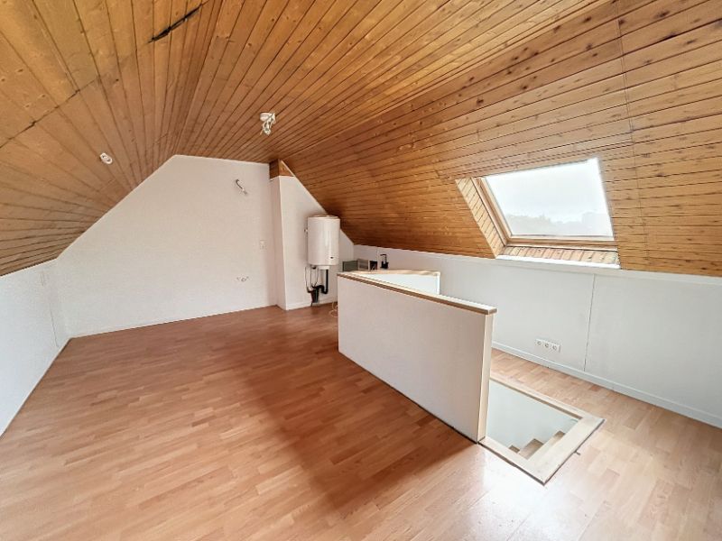 Knus instapklaar DAKAPPARTEMENT met 1 slaapkamer nabij station foto 10