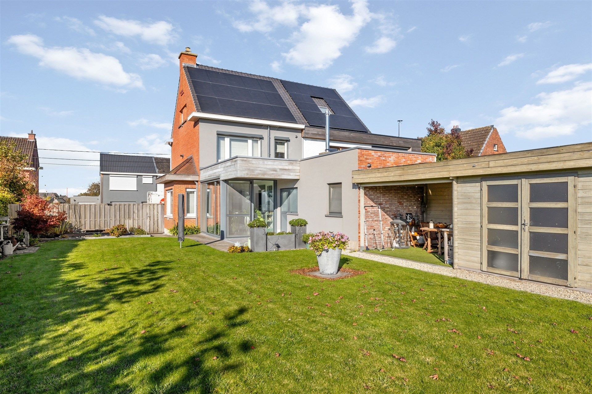 Instapklare gezinswoning met 4 slaapkamers en zonnige tuin (631m²) foto 19