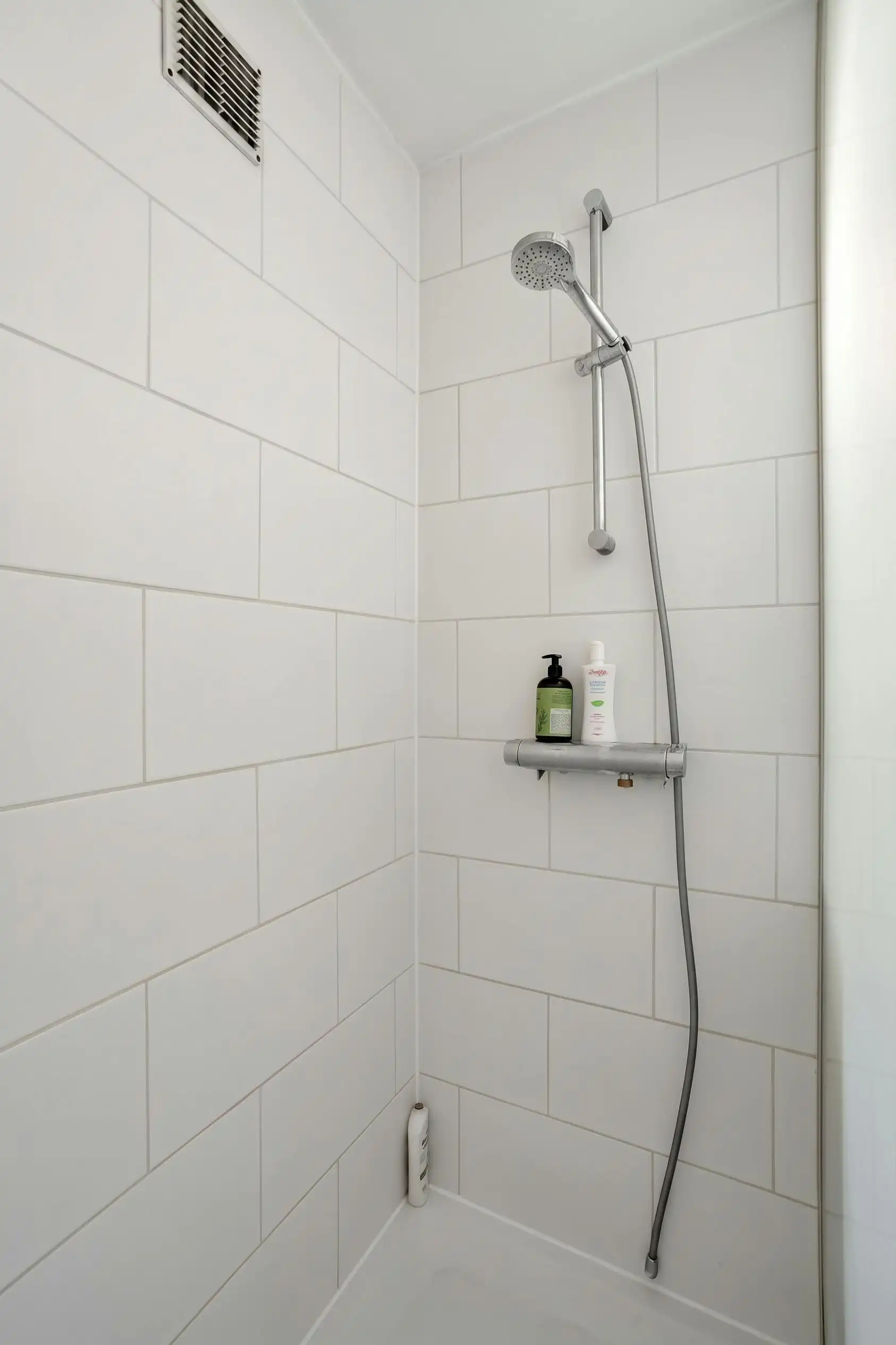 Gezellig appartement met autostaanplaats te koop te Merksem foto 13