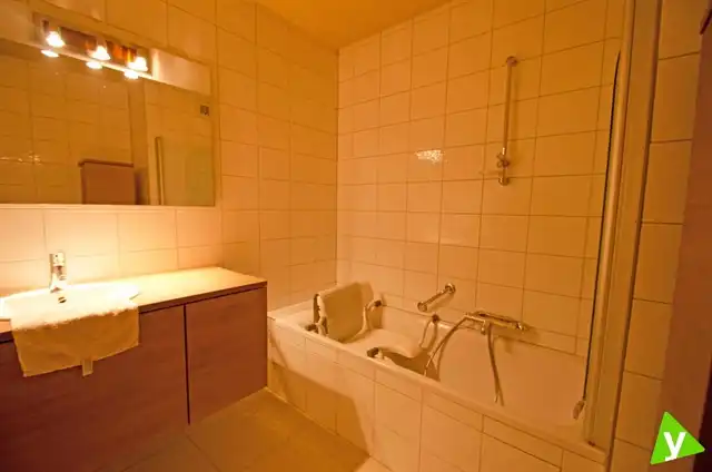 Comfortabel appartement met garage in het centrum van Eeklo! foto 6