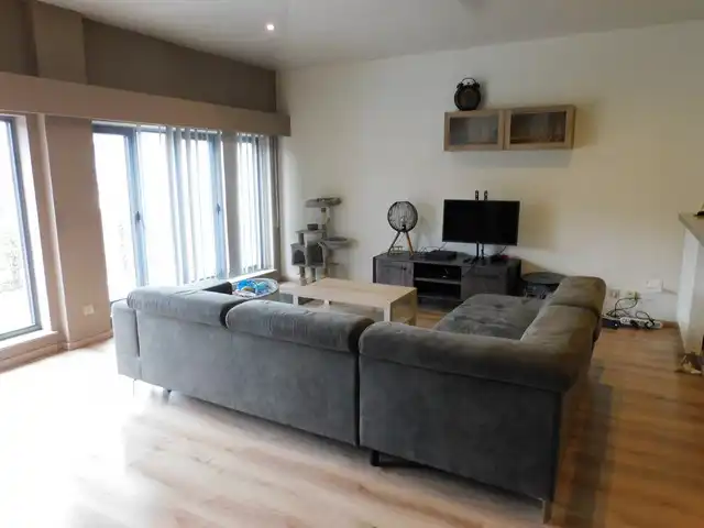 Ruim en instapklaar duplex appartement met autostaanplaats  foto 4