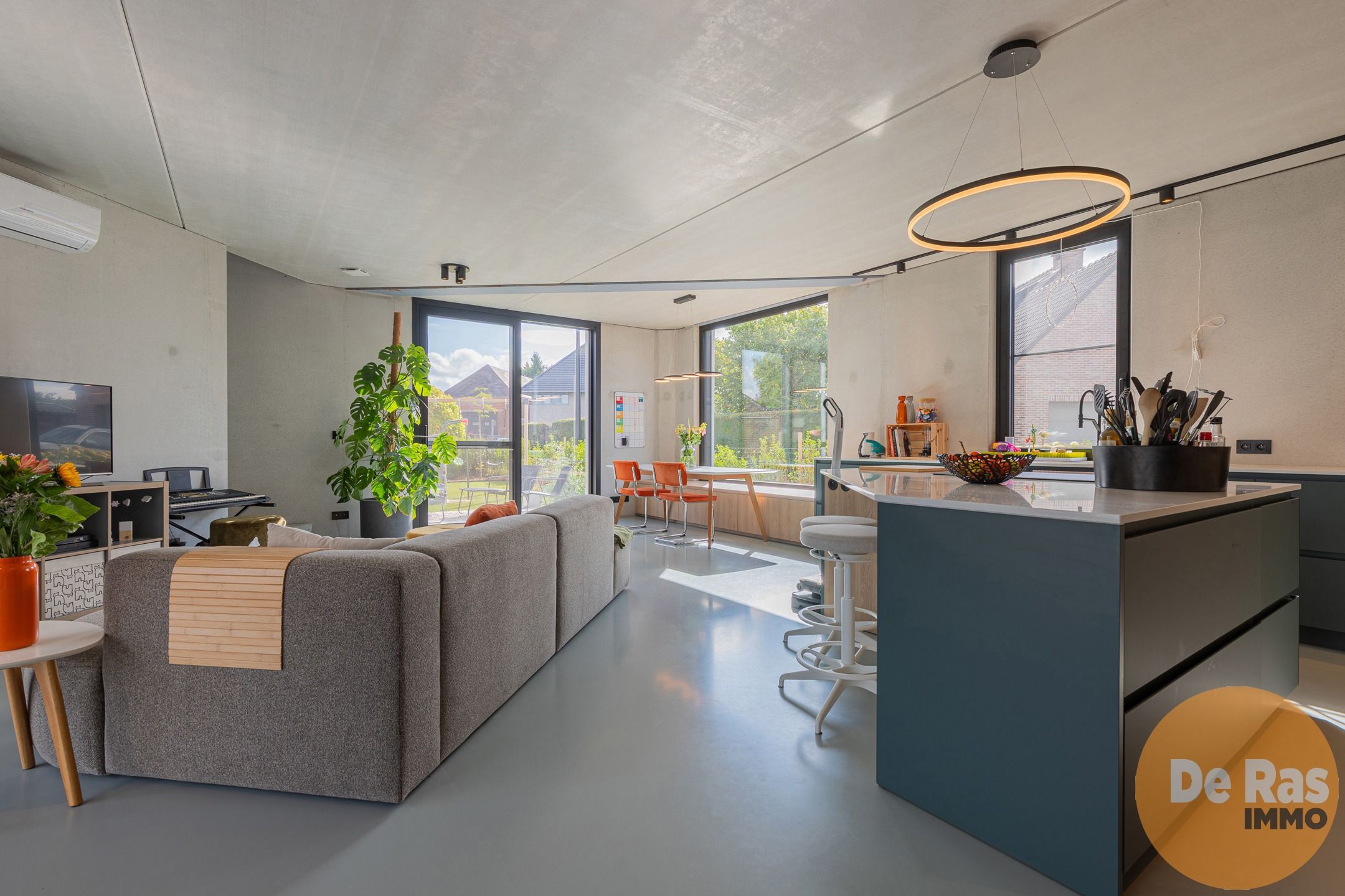 GIJZEGEM - Energiezuinige moderne woning  in rustige straat foto 7