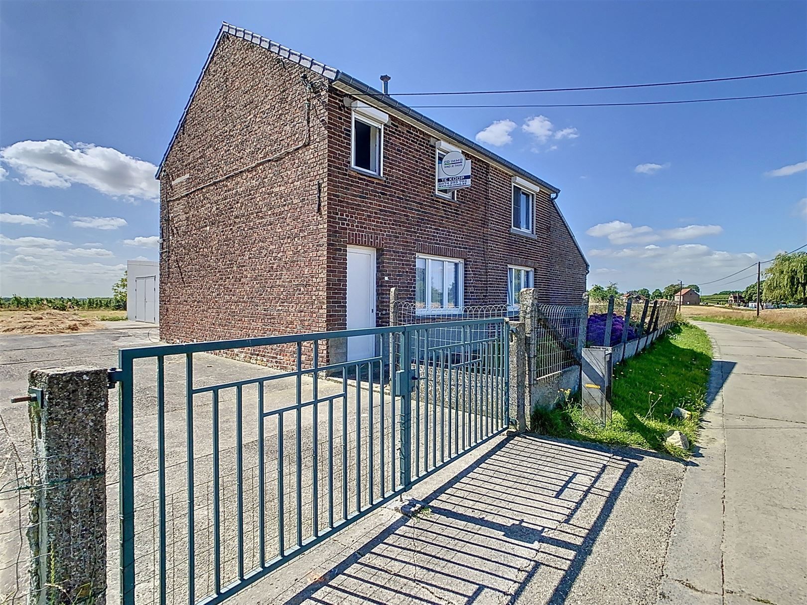 Te renoveren woning, opp 26a 26ca + optie AK gronden foto 2