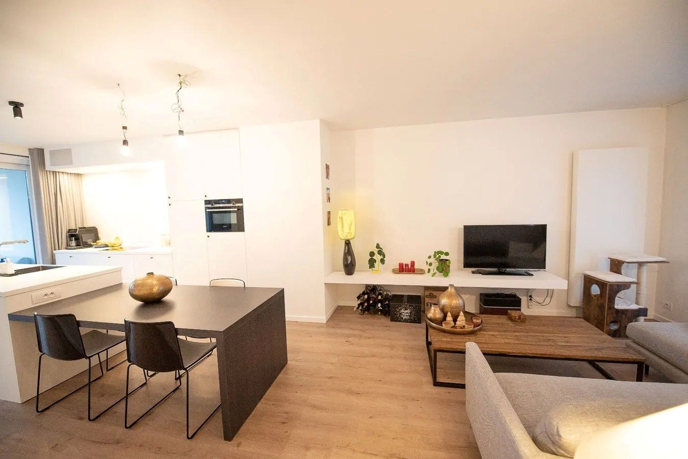 Recent appartement met 2 slaapkamers TE HUUR in Waregem! foto 5