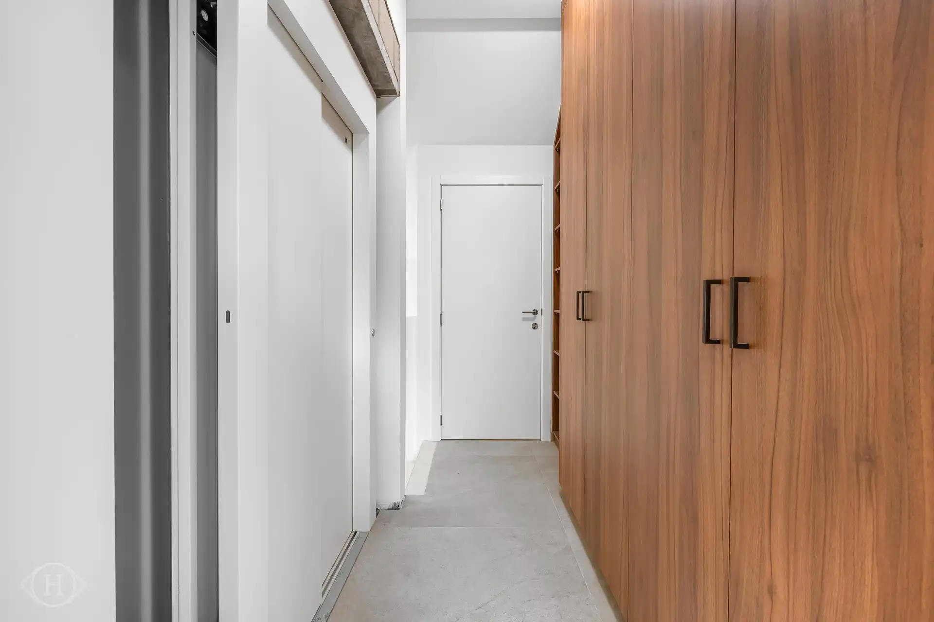 Luxe 3-slaapkamerappartement met ruim terras foto 22