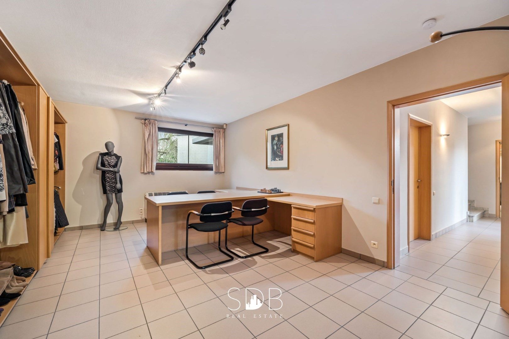 Prachtige ruime villa met gezinstuin + appartement op 2.135m² foto 17