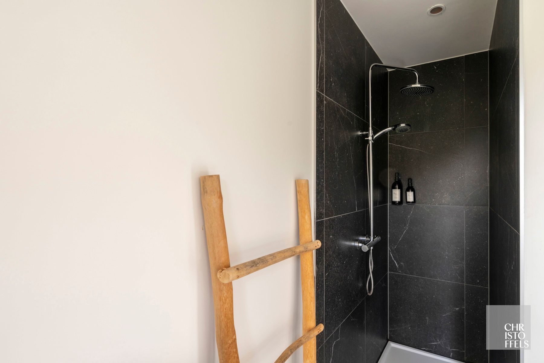 Investeringsobject - twee gerenoveerde en energiezuinige vakantiehuizen te Kesselt (Lanaken)! foto 9