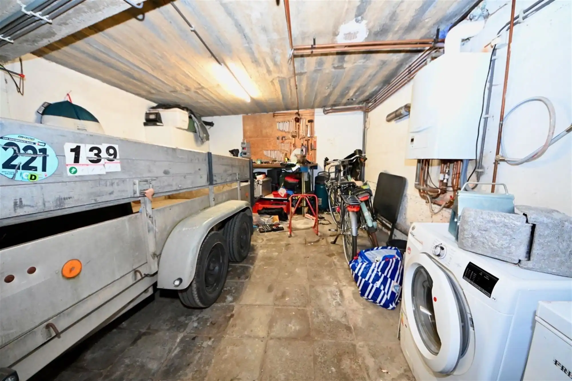 Appartement met 2 slaapkamers, garage en terras. foto 11