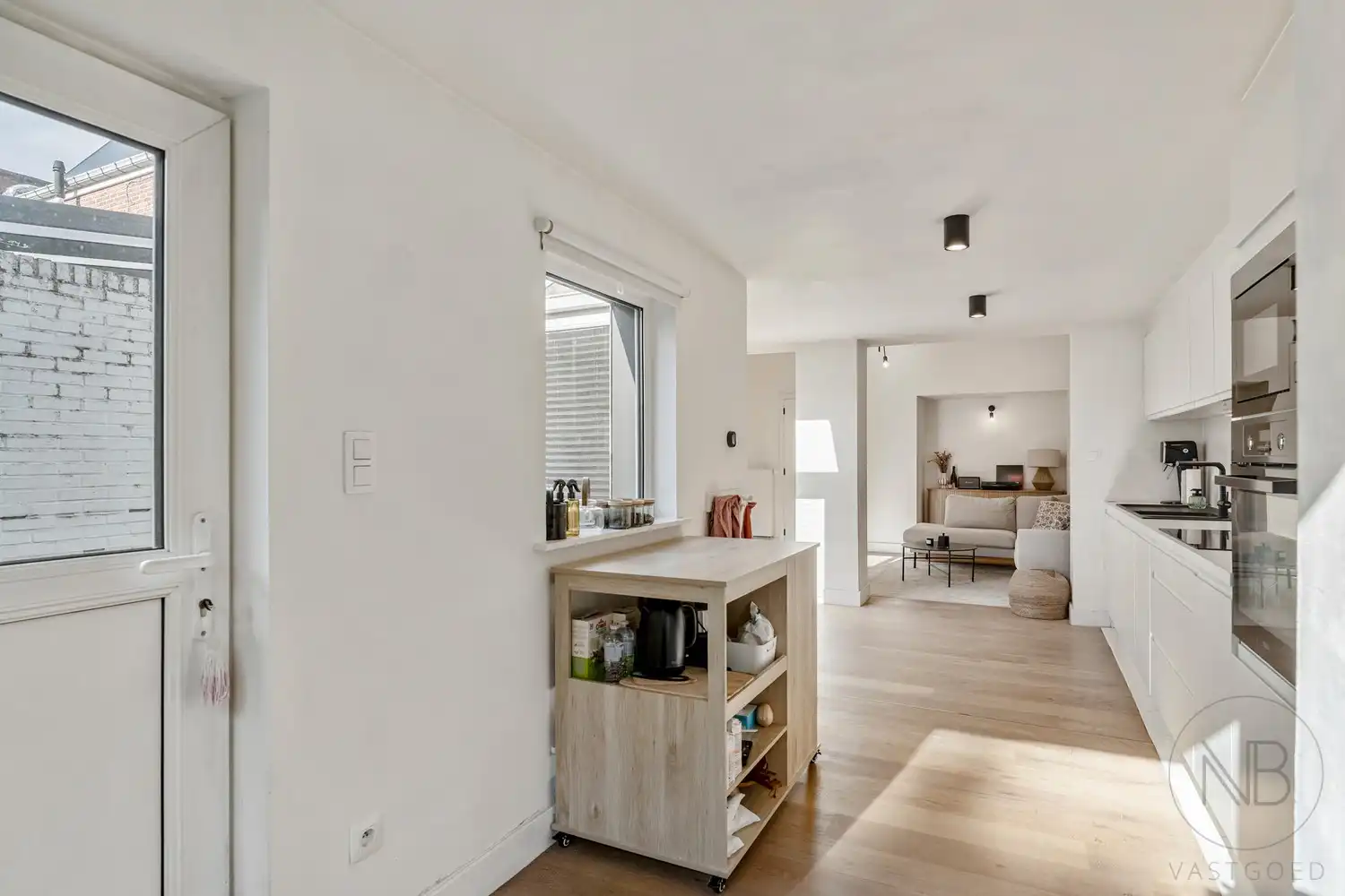 Instapklare rijwoning met leuke stadstuin foto 10