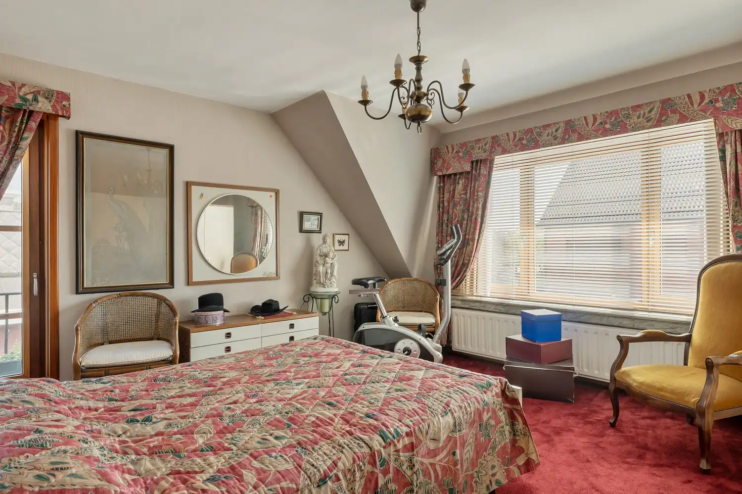 Charmante halfopen bebouwing met 3 slaapkamers, ruime tuin en overdekt zwembad op een perceel van 600 m² foto 23