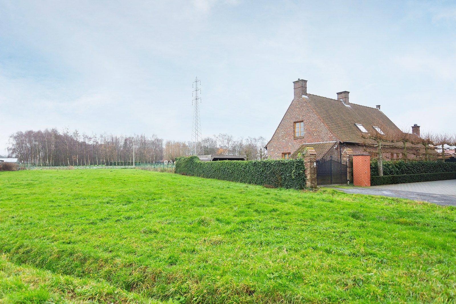 Charmante gezinswoning op 6.217 m² foto 31