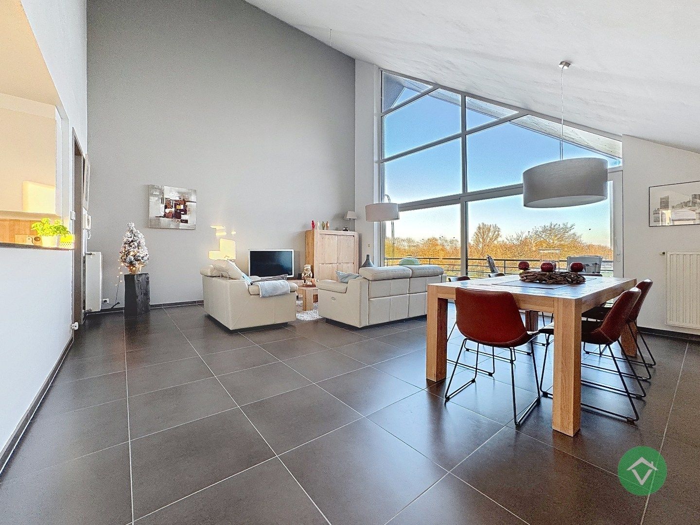 Luxe villa-appartement met dubbele garage en prachtig uitzicht in Koekelare foto 3