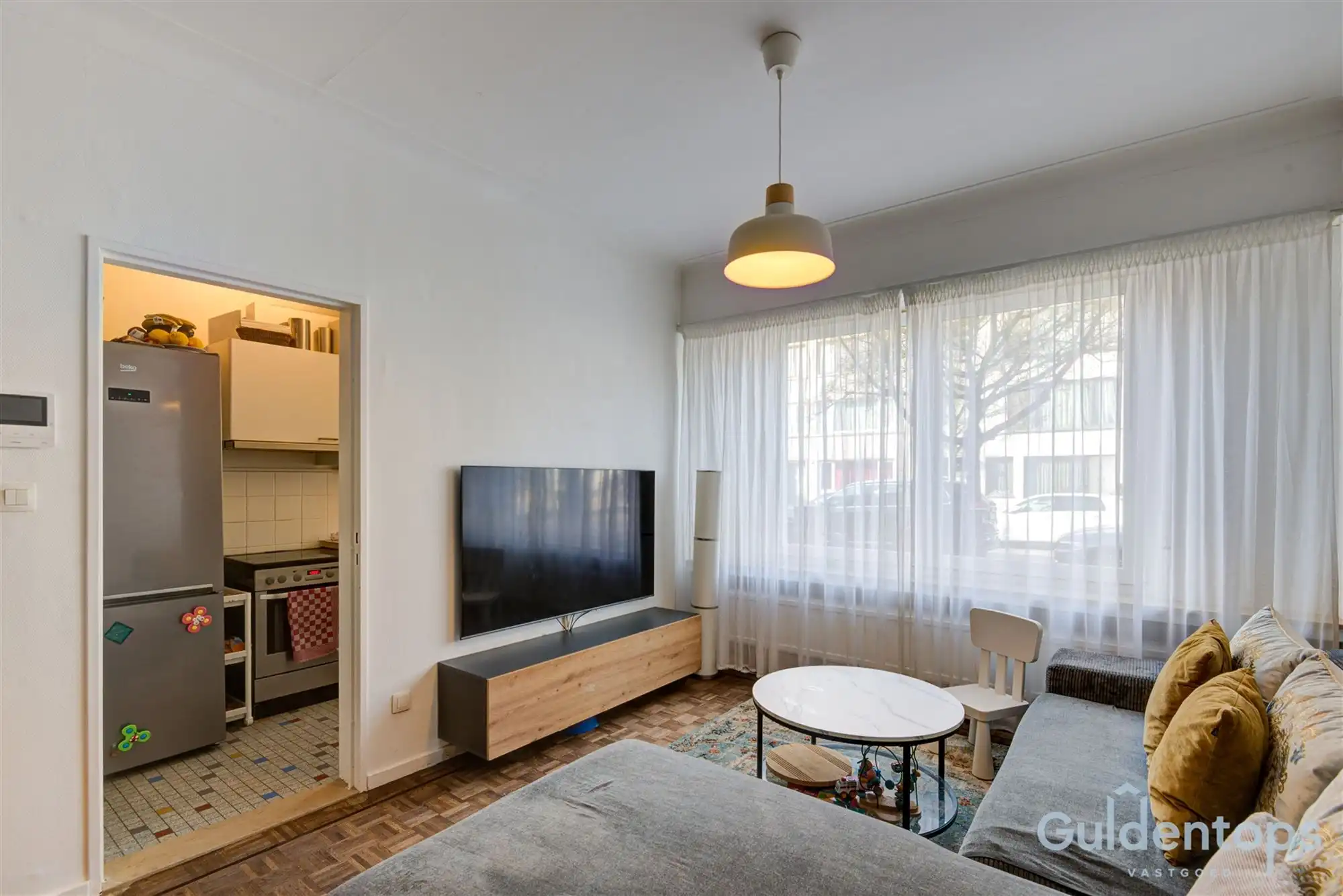 knap gelegen ruim 2 slaapkamerappartement mét tuin foto 21