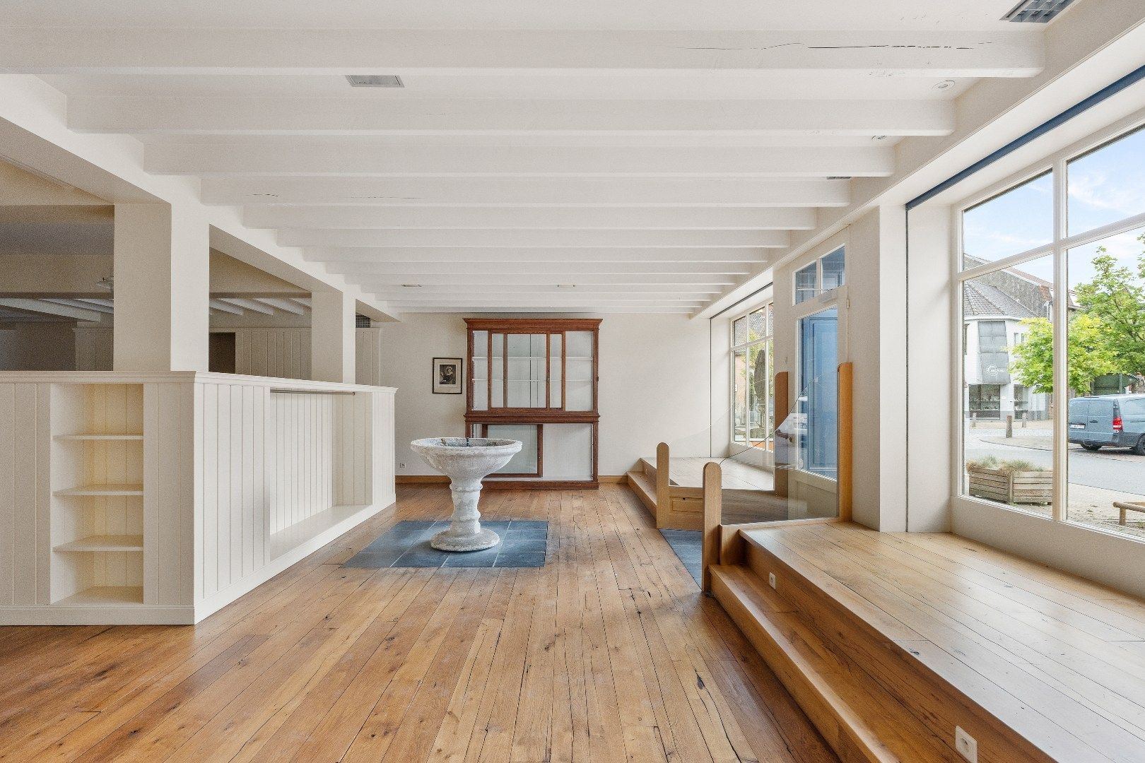 Uniek handelspand met duplexappartement op een toplocatie in Dadizele foto 4