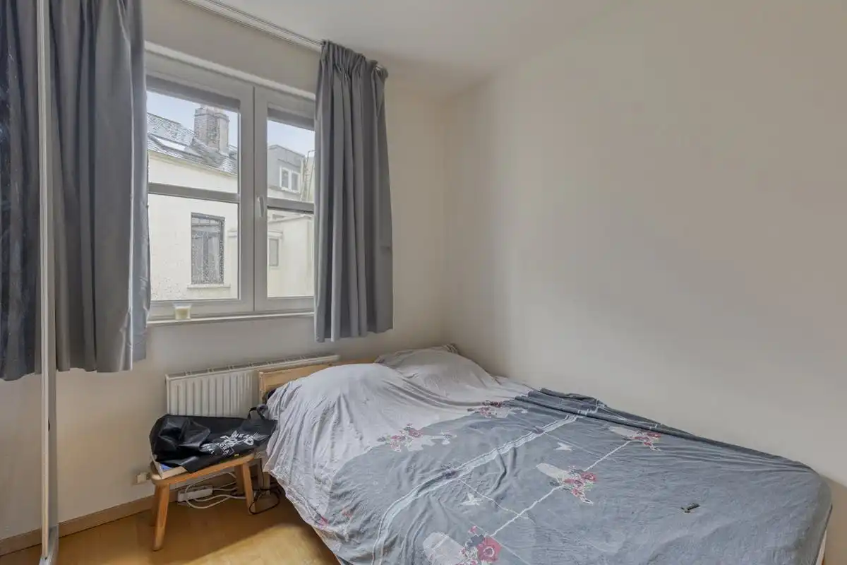 Ruim 3-slaapkamer appartement te koop aan de Eedverbondkaai foto 10