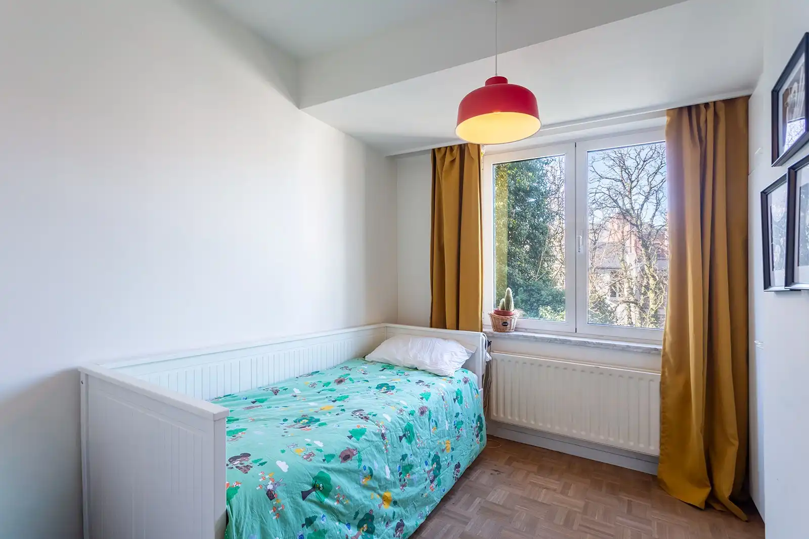 Instapklaar 3 slpk appartement met terras in hartje Stad foto 11