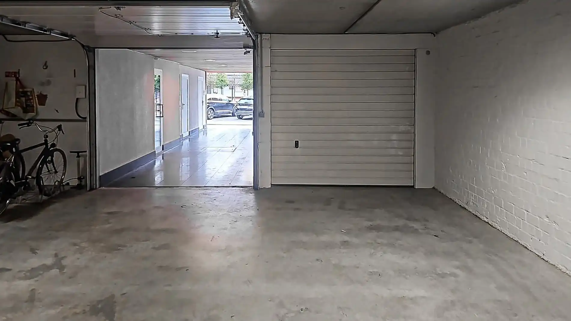Garagebox te huur Jef Mennekenslaan 18 gelijkvloers foto 10